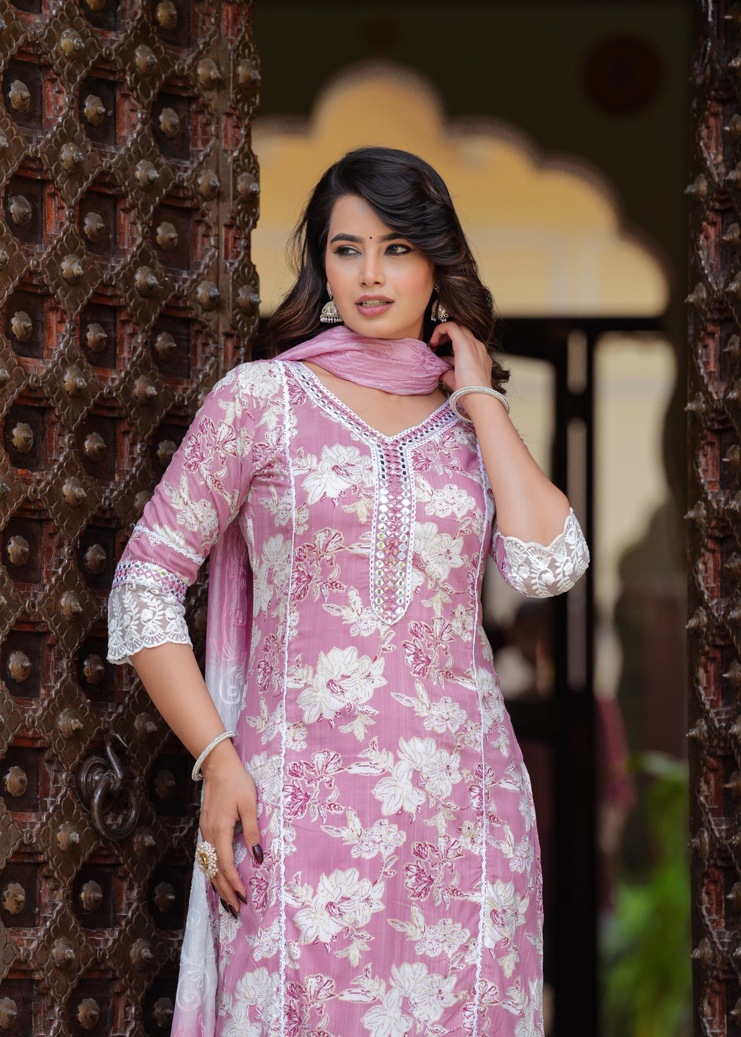 LACE LOVE REYON STRAIGHT KURTA SET