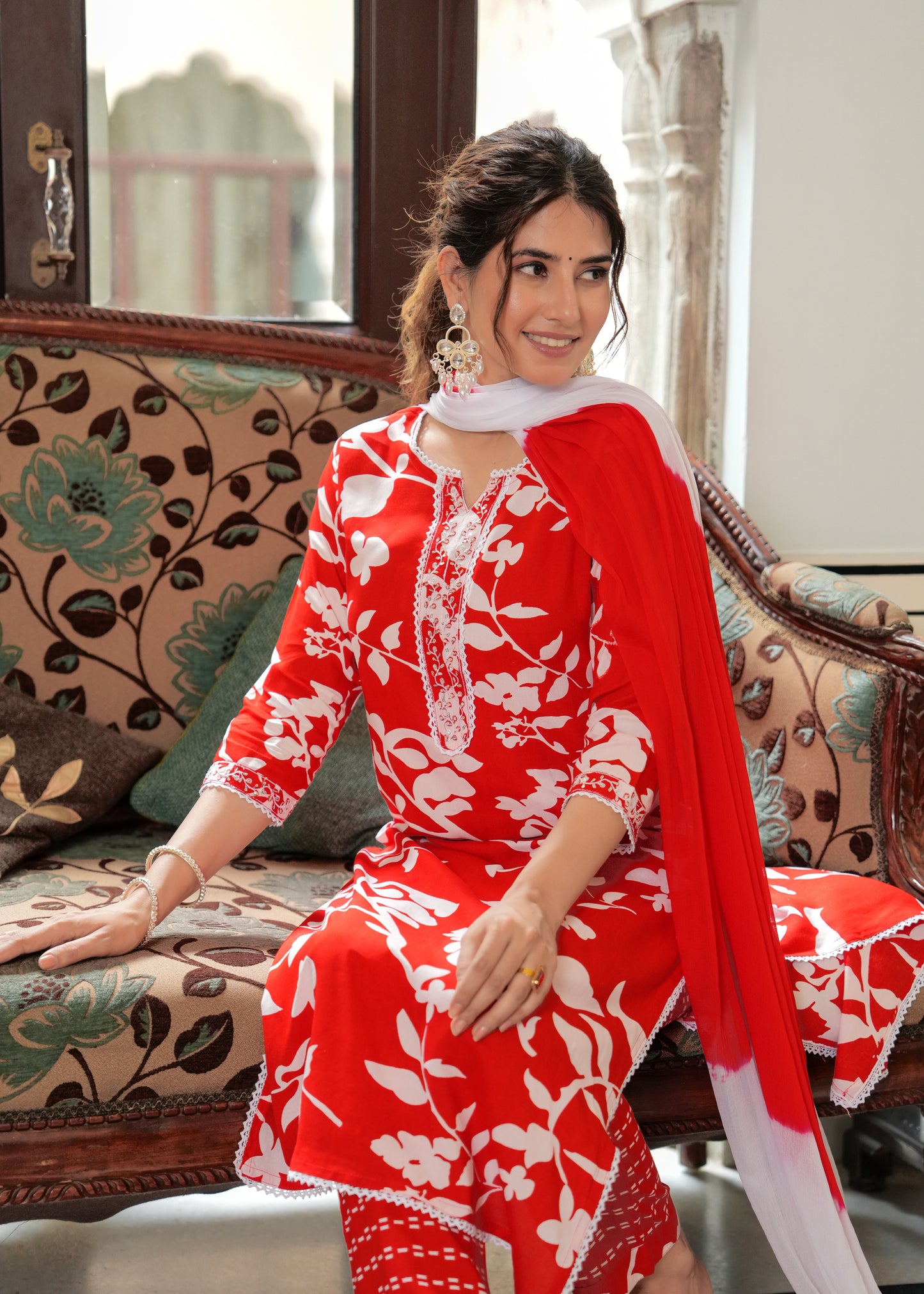 Red Casual Abstract floral print kurta set with printed pants