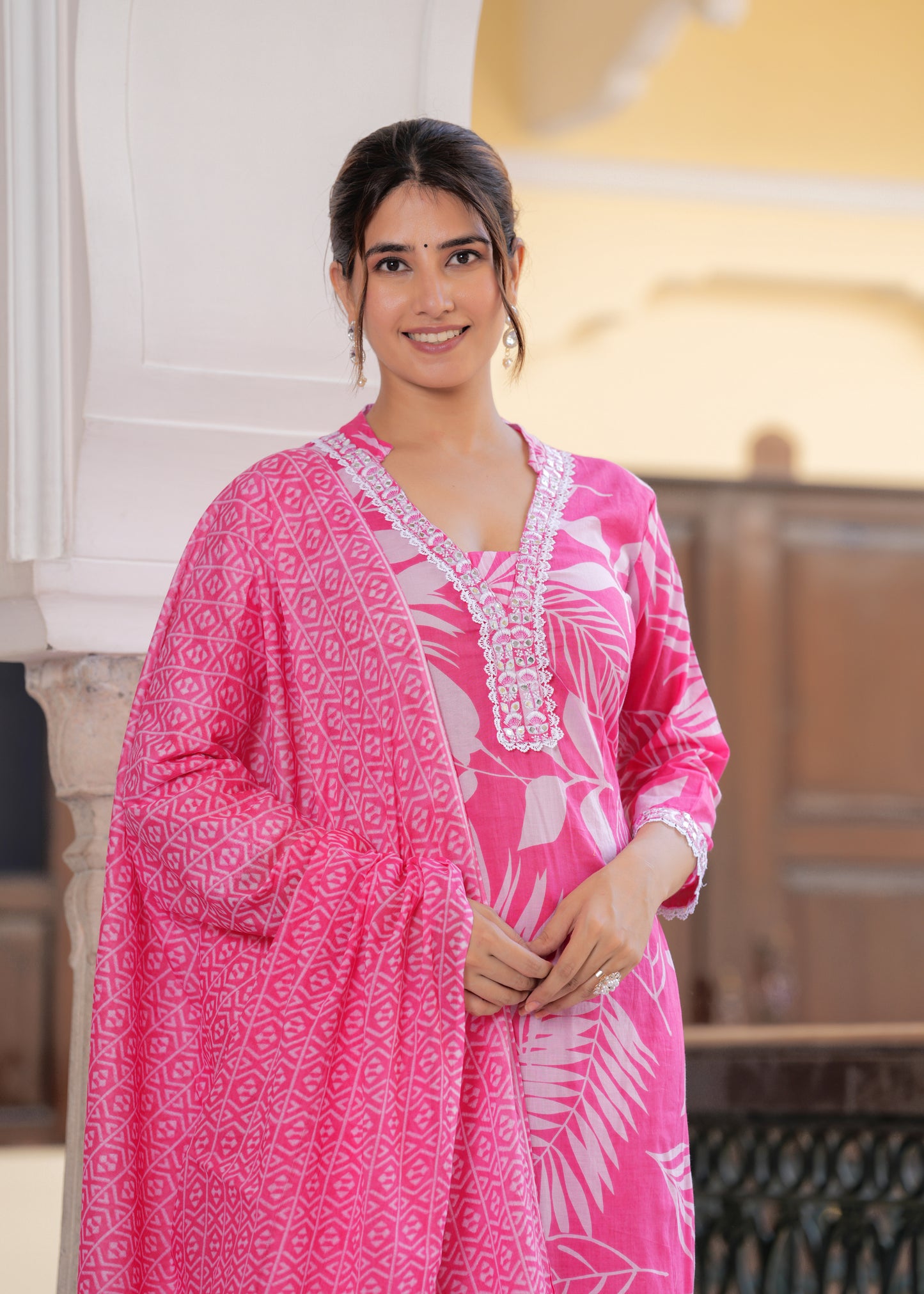 Floral print  Thread Embroiderey kurta set