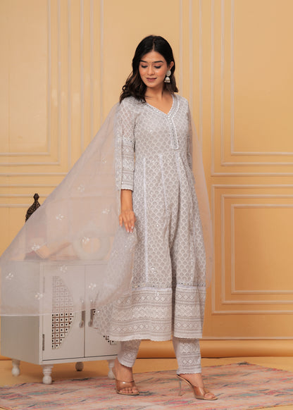 ADHIRA GREY GEORGETTE EMBROIDERED SUIT