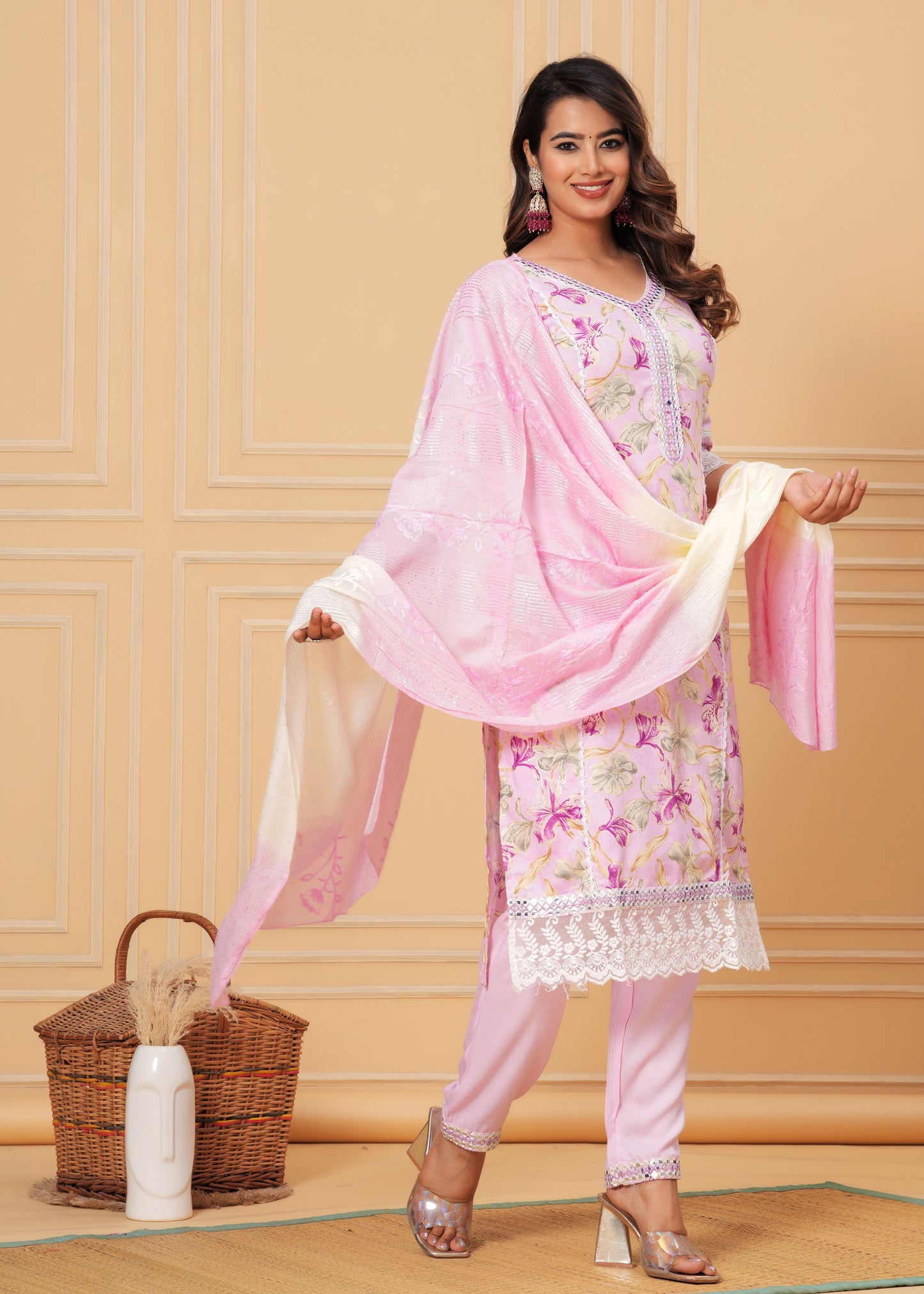 LACE LOVE REYON STRAIGHT KURTA SET