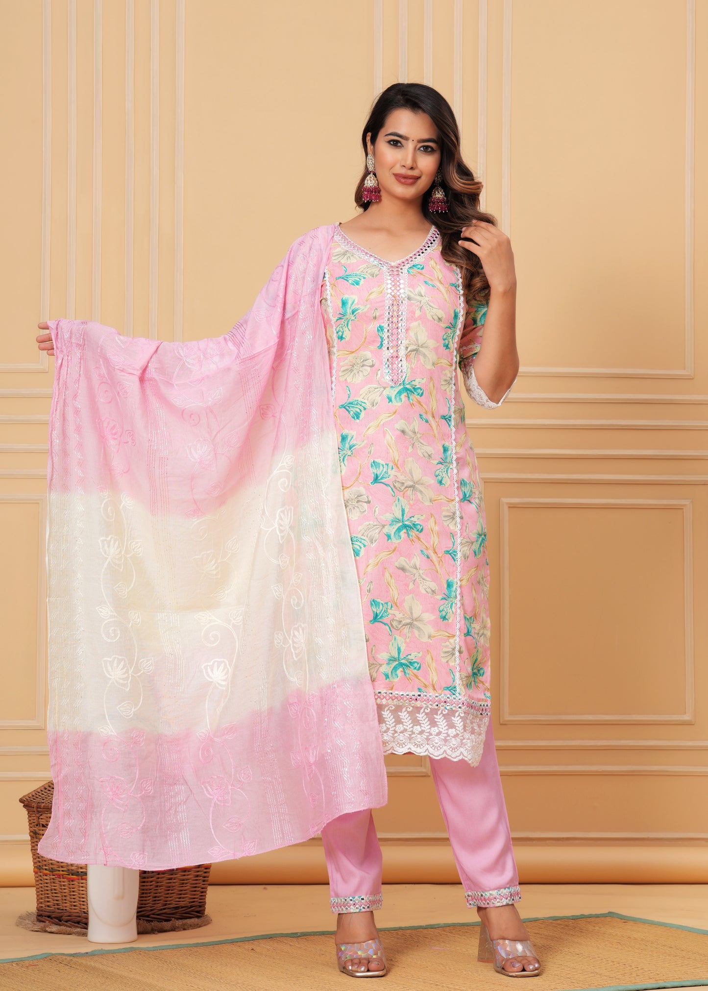 LACE LOVE REYON STRAIGHT KURTA SET