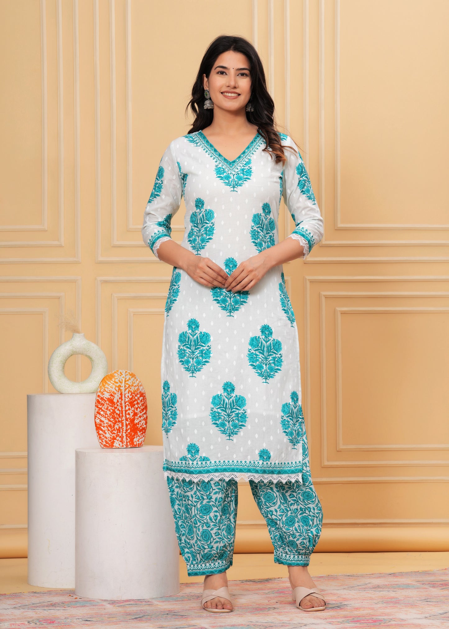 BREEZY PATHANI STYLE KURTA SET