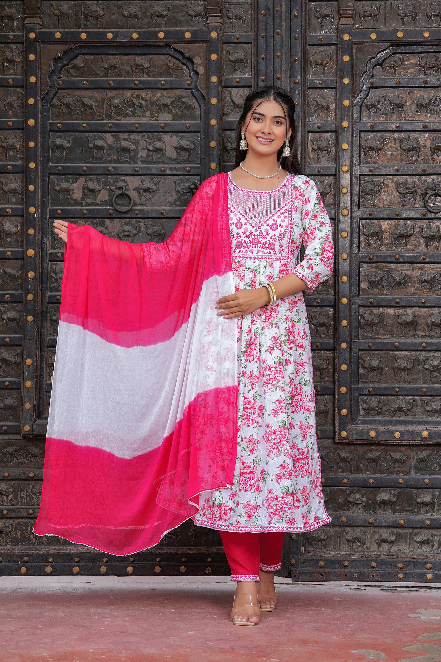 WHITE SAMRIDDHI NAYRA SUIT SET IN PINK SHADE