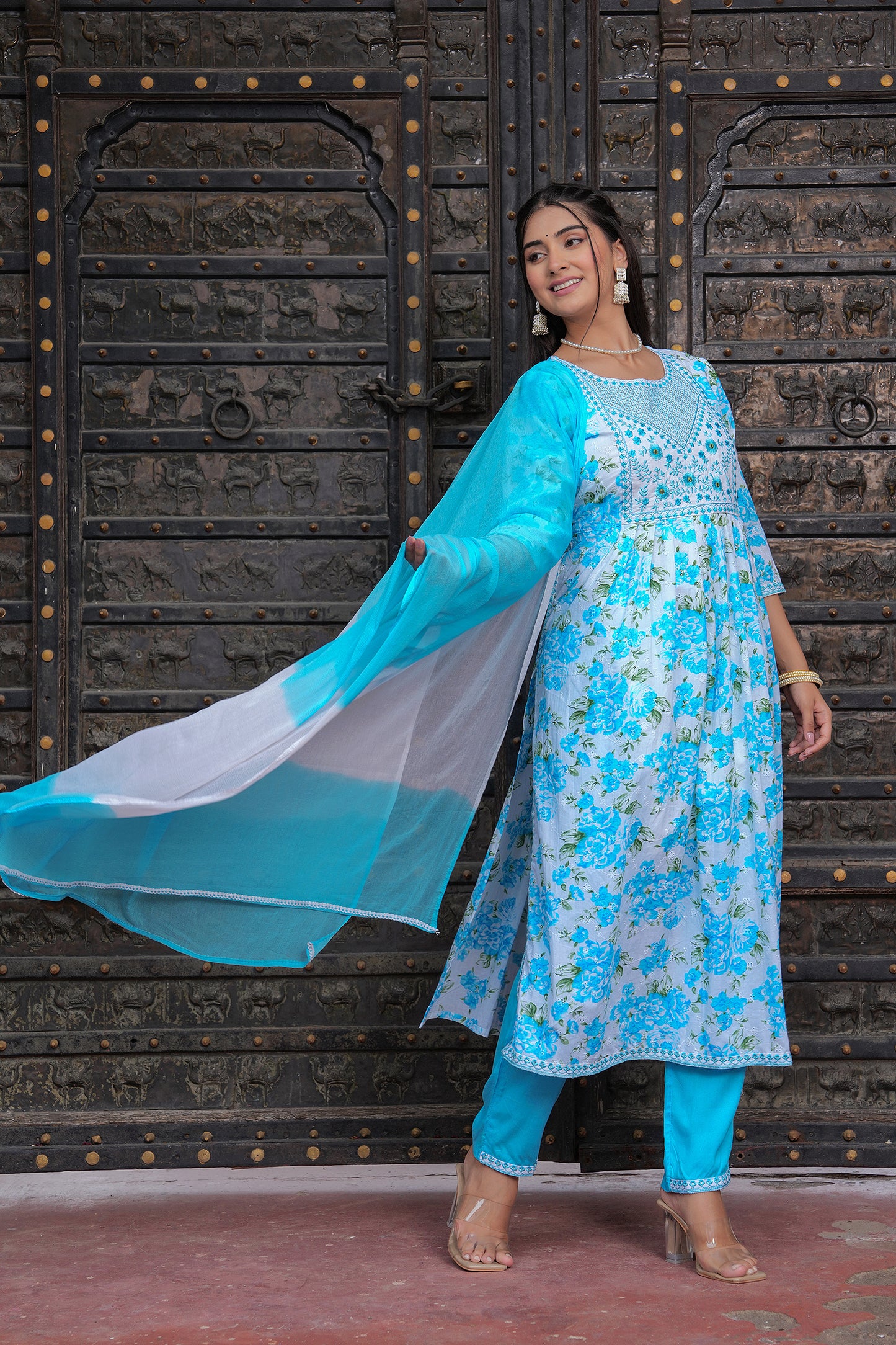 WHITE SAMRIDDHI NAYRA SUIT SET IN BLUE SHADE